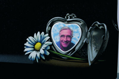 G. Seller memorial product: GS40 photo