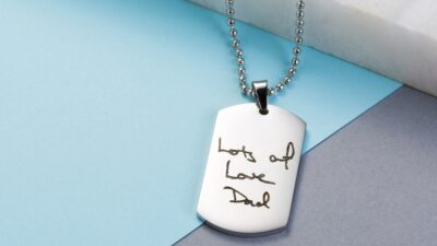 Memorial Jewellery: A Lasting Tribute to Your Loved One banner background photograph